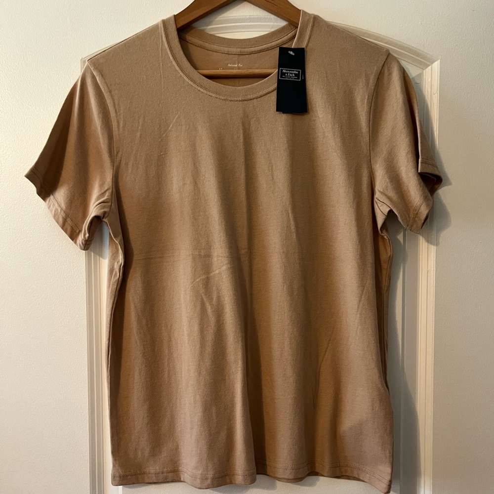 Women Abercrombie t shirt